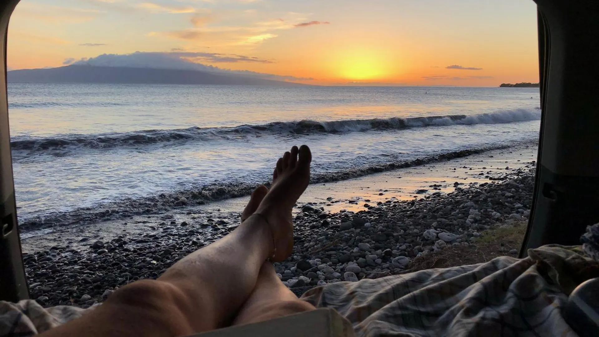 Go Camp Maui-Exploring Maui In A Campervan Ah Fong Village 0*,  Verenigde Staten